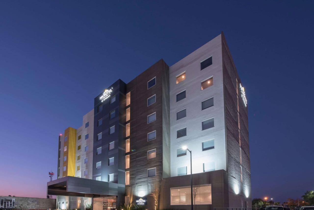 Palomar Microtel Inn & Suites By Wyndham Guadalajara Sur מראה חיצוני תמונה